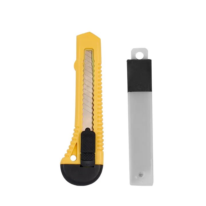 Kit Estilete de Plástico com Refil de Lâminas 3 Peças 18Mm — imagem 2